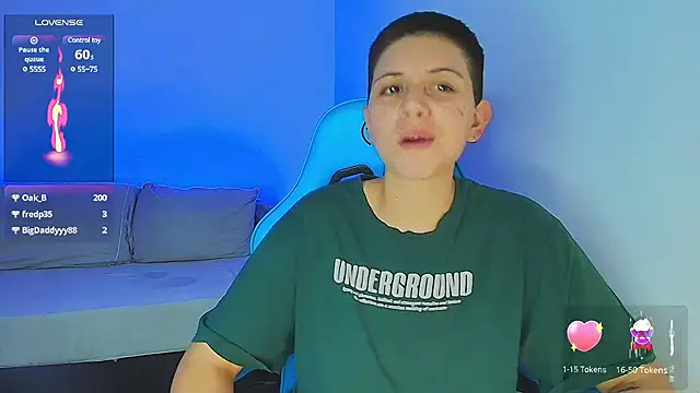 Snapshot of aron_wi chatting on 01-12-25, 03:17 aron wi online show from 01-12-25, 03:17