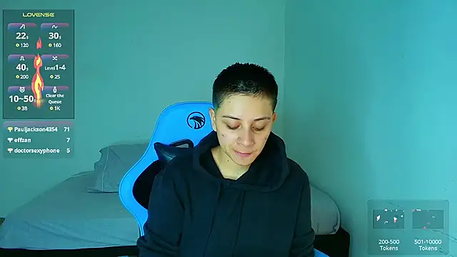 Snapshot of aron_wi chatting on 01-16-25, 11:26 aron wi online show from 01-16-25, 11:26