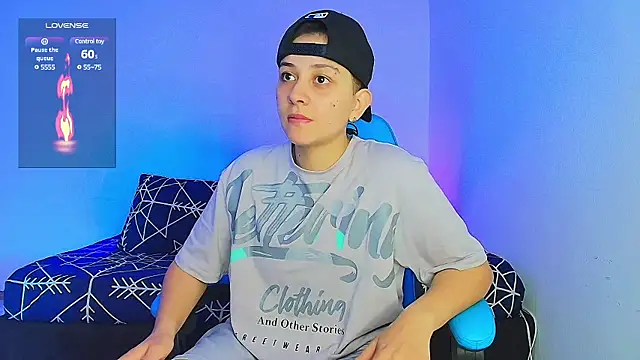 Snapshot of aron_wi chatting on 01-22-25, 09:10 aron wi online show from 01-22-25, 09:10