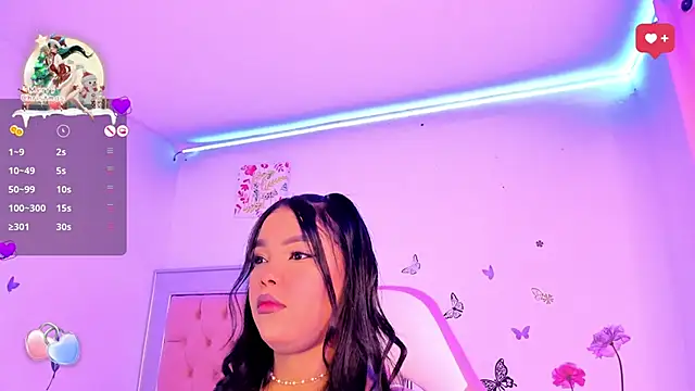 Snapshot of LaurinMonroe chatting on 12-28-24, 12:15 LaurinMonroe online show from 12-28-24, 12:15