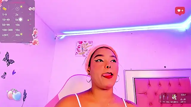 Snapshot of LaurinMonroe chatting on 01-21-25, 01:08 LaurinMonroe online show from 01-21-25, 01:08