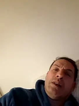 Snapshot of bagoulo chatting on 02-17-26, 09:43 bagoulo online show from 02-17-26, 09:43