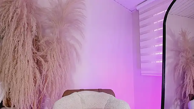 ariana rosse   online show from 02-04-25, 03:36