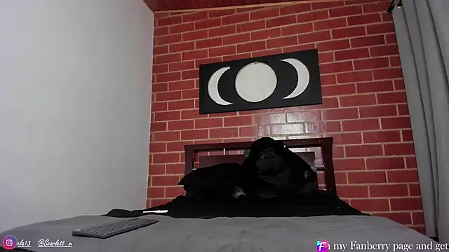 Snapshot of ImVen980 chatting on 11-05-25, 01:38 ImVen980 online show from 11-05-25, 01:38