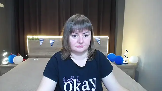 ZannaDreil online show from 10-05-25, 06:17