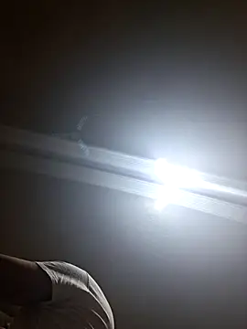 Snapshot of SINUECASTILLO chatting on 02-07-26, 01:37 SINUECASTILLO online show from 02-07-26, 01:37