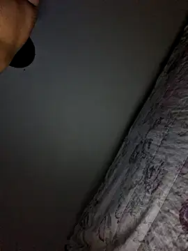 Snapshot of SINUECASTILLO chatting on 02-16-26, 01:07 SINUECASTILLO online show from 02-16-26, 01:07