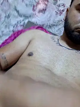 Snapshot of SINUECASTILLO chatting on 03-09-26, 09:08 SINUECASTILLO online show from 03-09-26, 09:08