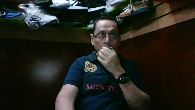 MarcusKelvin online show from 09-17-25, 01:35