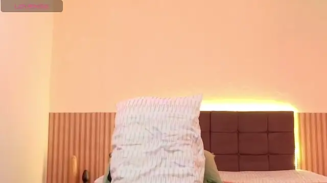 Snapshot of DIOSA-HOT chatting on 11-11-25, 08:36 DIOSA-HOT online show from 11-11-25, 08:36