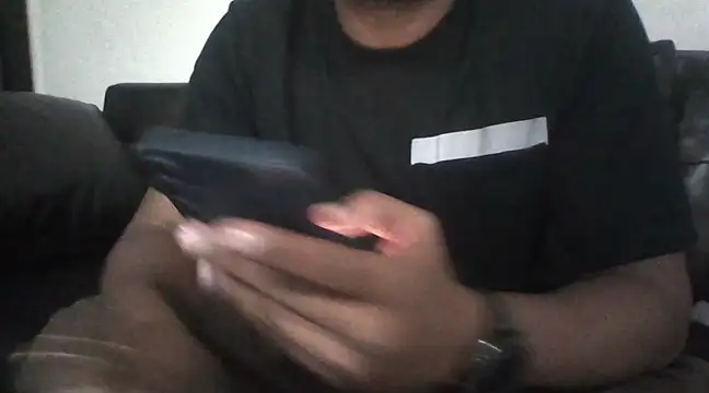 Snapshot of divyansh_hyderabadi chatting on 12-12-24, 07:04 divyansh hyderabadi online show from 12-12-24, 07:04