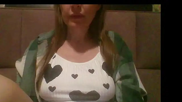 Sladkiegubki online show from 10-18-25, 09:37