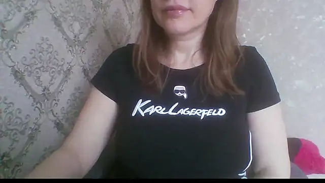 Snapshot of Sladkiegubki chatting on 02-19-26, 07:59 Sladkiegubki online show from 02-19-26, 07:59