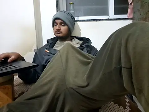 Jonrobinso online show from 12-05-25, 04:36