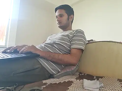Snapshot of Jonrobinso chatting on 05-31-26, 03:47 Jonrobinso online show from 05-31-26, 03:47