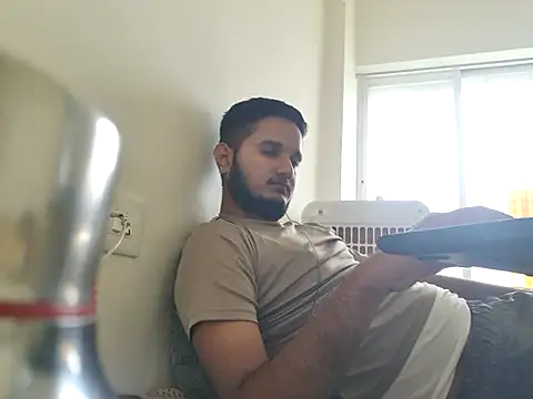 Snapshot of Jonrobinso chatting on 07-04-26, 04:51 Jonrobinso online show from 07-04-26, 04:51