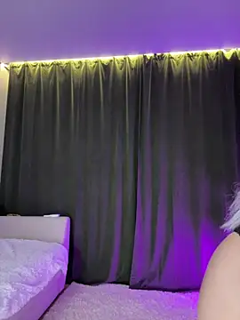 Snapshot of LoveLuna_ chatting on 05-25-26, 09:10 LoveLuna online show from 05-25-26, 09:10
