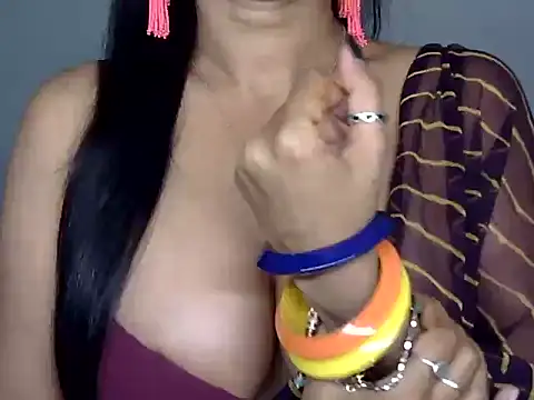 Snapshot of cute_sweeetu chatting on 03-05-25, 09:27 cute sweeetu online show from 03-05-25, 09:27