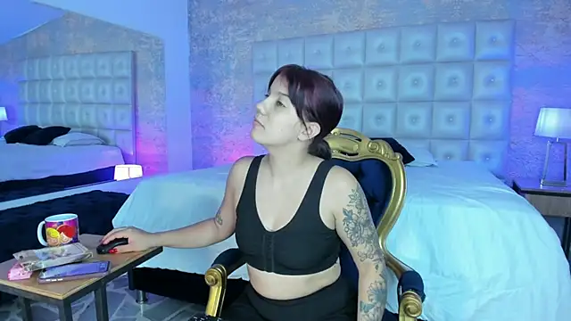 MelaniieRoux online show from 09-19-25, 11:44