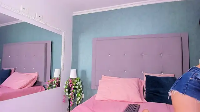  evamilf  online show from 01-29-25, 12:24