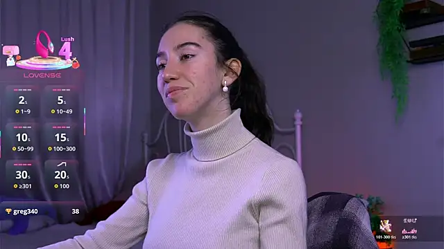 Belle Via online show from 10-25-25, 03:18