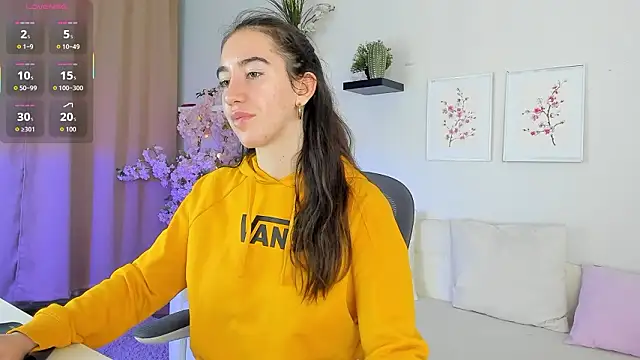 Belle Via online show from 03-25-26, 01:39