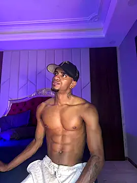 AaronCruz  online show from 11-26-25, 10:05