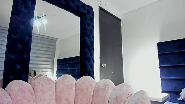  Cristal evans online show from 02-10-25, 03:46