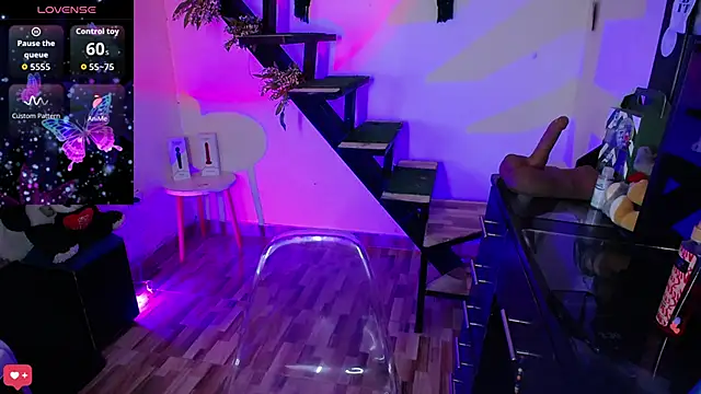 Kendall Gil online show from 03-12-26, 08:37