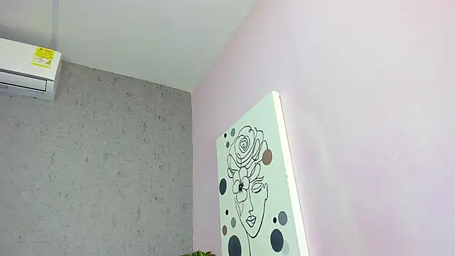 Tiffany mendez online show from 04-06-26, 12:06