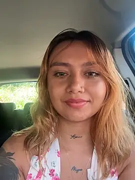 amanda-medrano1 online show from 12-17-24, 05:36