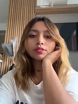 amanda-medrano1 online show from 01-24-25, 05:21