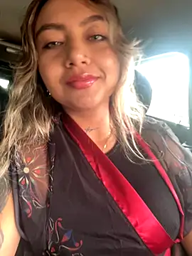 amanda-medrano1 online show from 09-08-25, 03:22