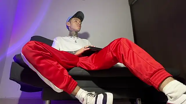 Saturno v online show from 03-12-25, 10:16