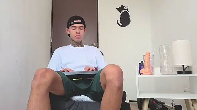 Saturno v online show from 11-13-25, 10:36