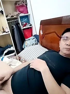 yjw6688 online show from 04-20-26, 01:52