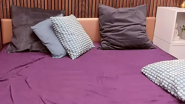 Snapshot of NataliaNightX chatting on 12-30-24, 05:15 NataliaNightX online show from 12-30-24, 05:15