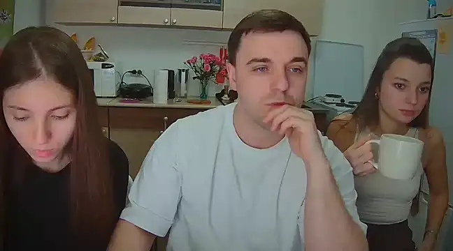 Snapshot of fcjuicy_pussy chatting on 02-02-25, 02:56 fcjuicy pussy online show from 02-02-25, 02:56