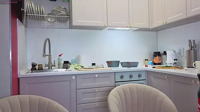 Snapshot of fcjuicy_pussy chatting on 10-27-25, 12:53 fcjuicy pussy online show from 10-27-25, 12:53