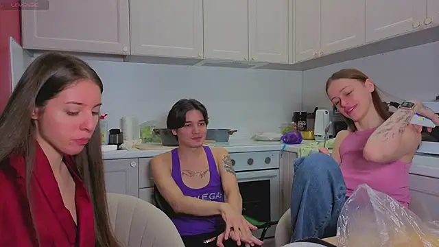 Snapshot of fcjuicy_pussy chatting on 11-28-25, 08:50 fcjuicy pussy online show from 11-28-25, 08:50