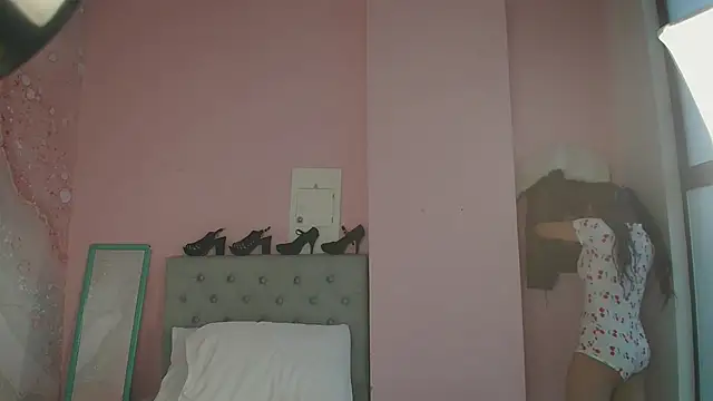 soyzarahtorres online show from 01-13-25, 02:07