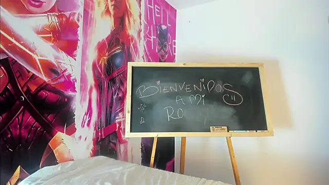 Snapshot of Siena_morales chatting on 03-11-25, 03:12 Siena morales online show from 03-11-25, 03:12