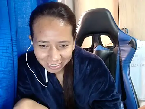 Erotic latina online show from 10-16-25, 12:28