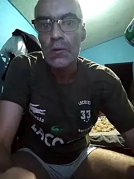 hugosafado333 online show from 03-07-25, 04:02