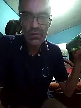 hugosafado333 online show from 03-23-25, 02:26