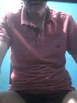 hugosafado333 online show from 10-31-25, 03:51