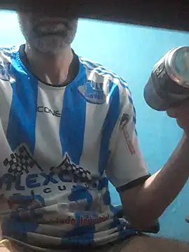 hugosafado333 online show from 11-08-25, 04:01