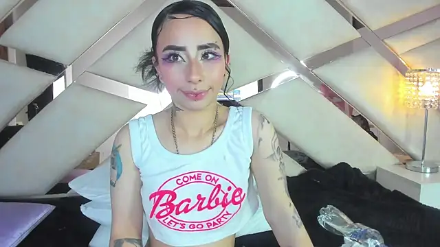 hanna  azumi online show from 01-17-25, 09:49