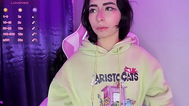 hanna  azumi online show from 01-24-25, 08:55