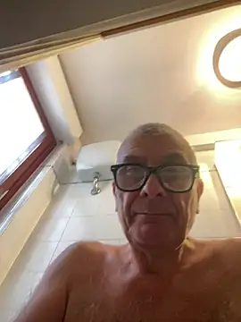 Snapshot of 4n4l1zz4m1 chatting on 01-27-25, 02:24 4n4l1zz4m1 online show from 01-27-25, 02:24